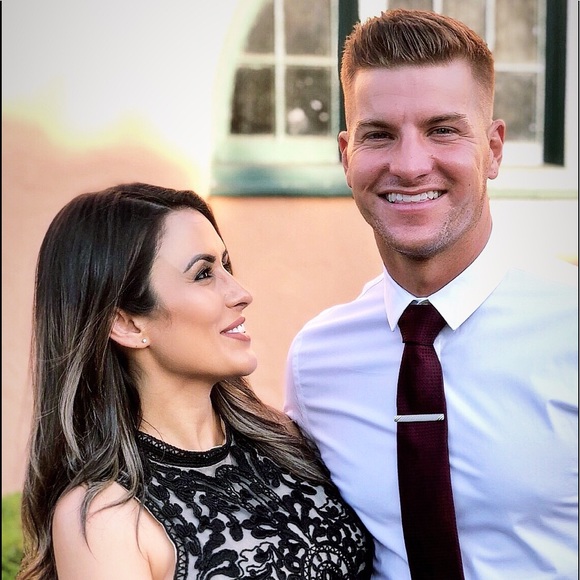 Meet your Modern Mommy Posher, Pexa! - Picture 3 of 3